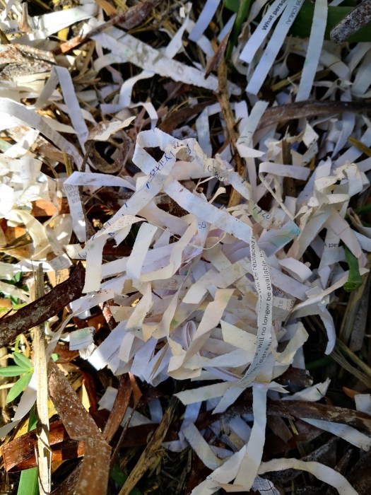 Shredded paper or straw can be mixed in to help with anaerobic conditions.